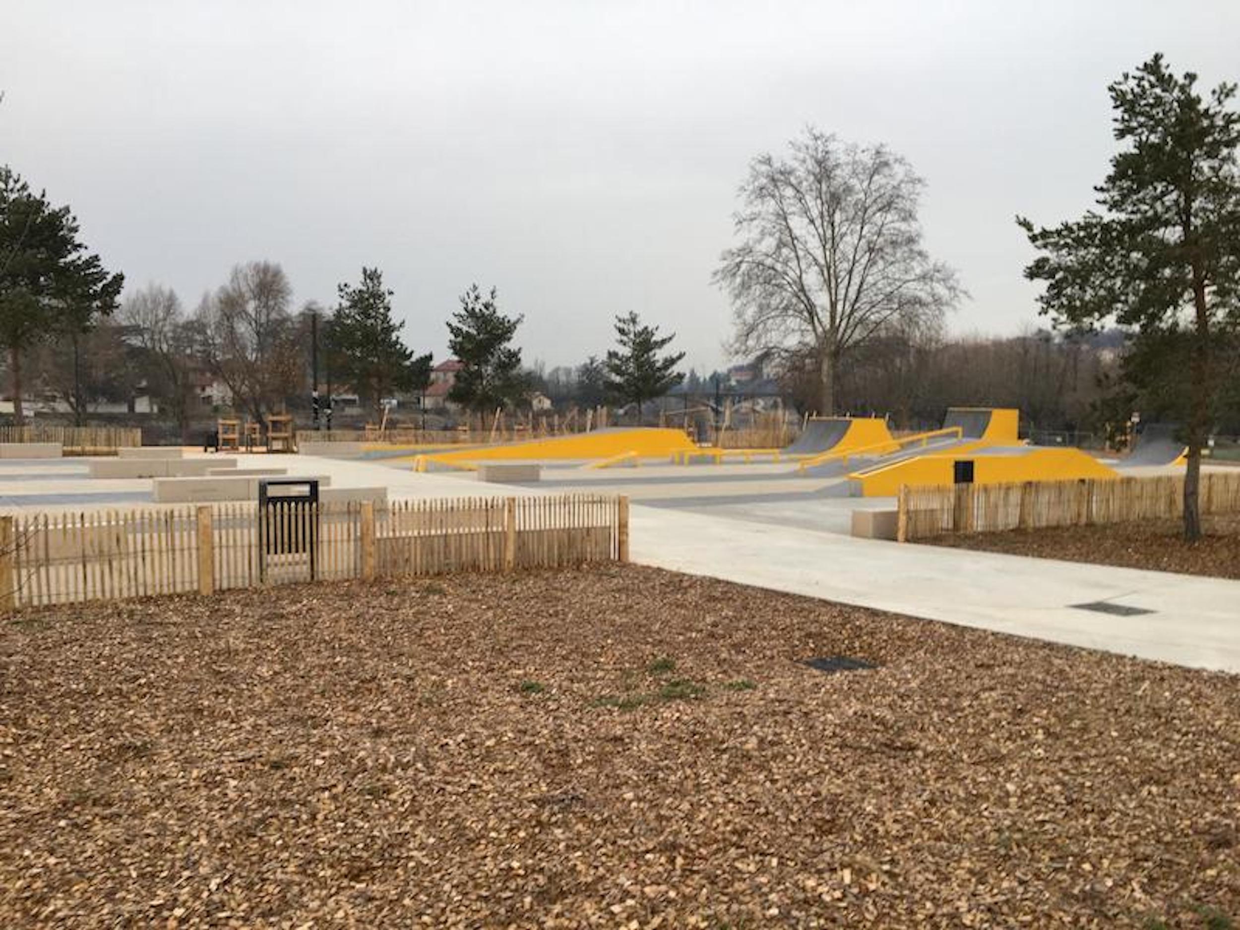 skatepark saint just saint rambert