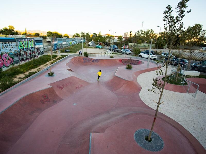 skatepark beton marseille