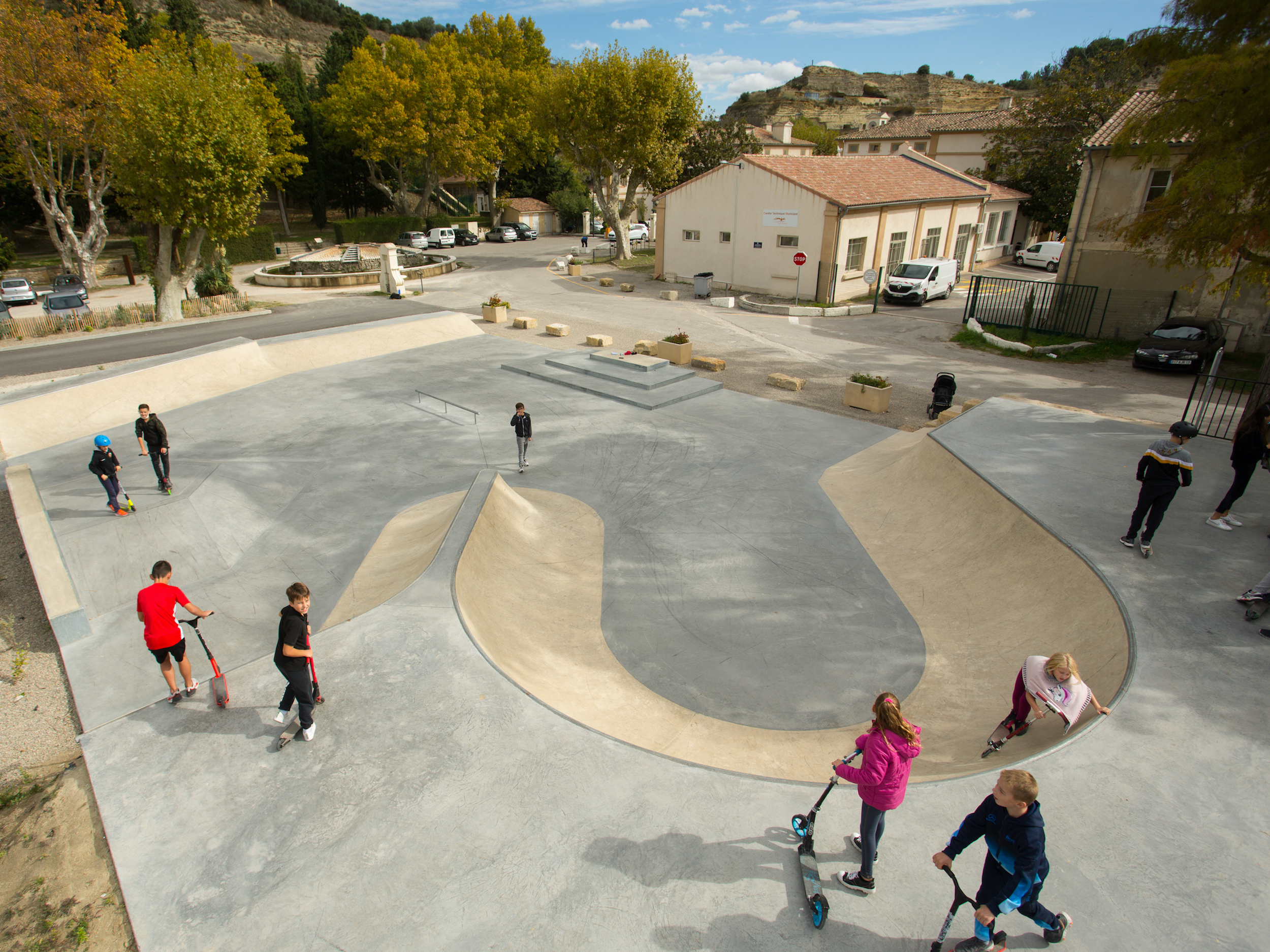 saint chamas skatepark